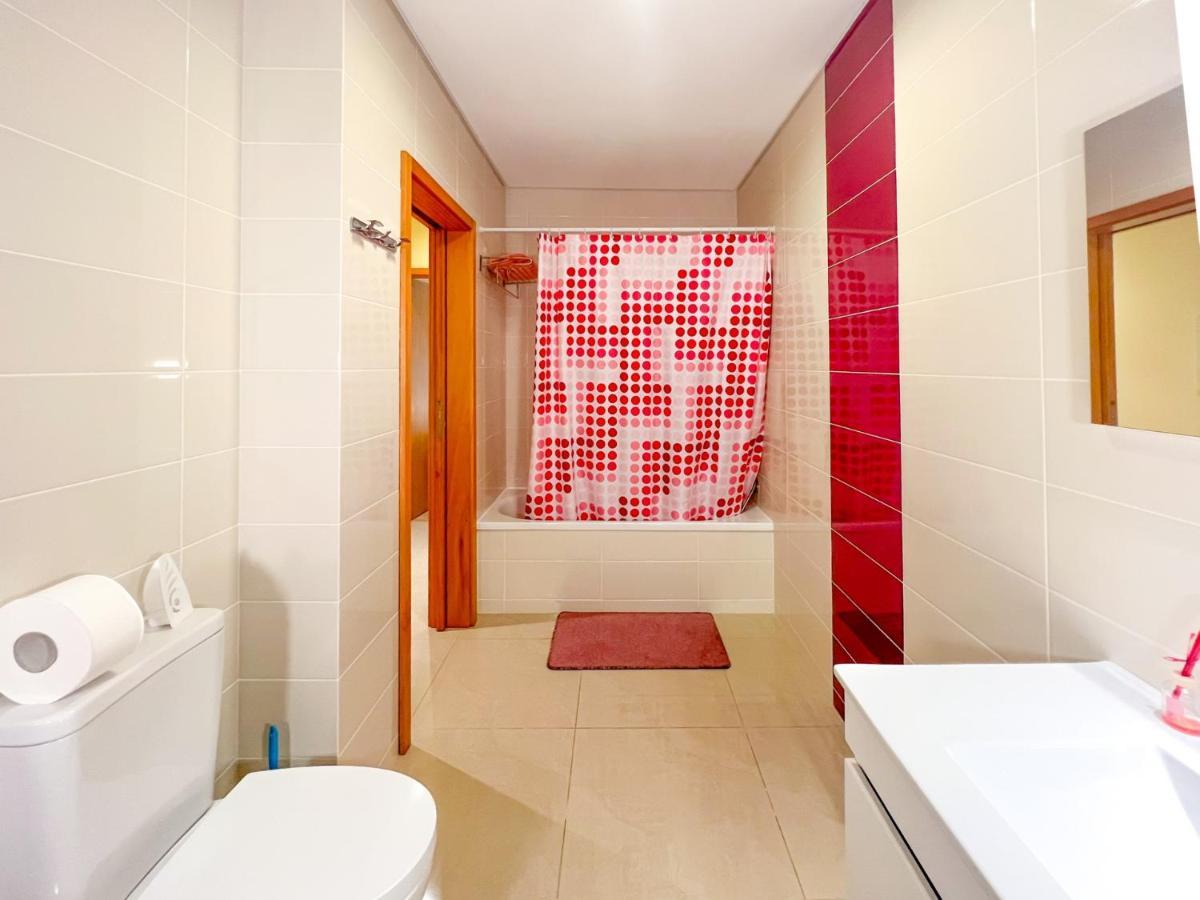 Appartement - Plage De Furadouro - Rico'S Homes Ovar Buitenkant foto